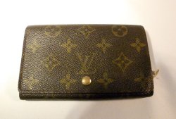 画像1: LOUIS VUITTON モノグラム 二つ折り財布　030