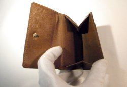 画像4: LOUIS VUITTON モノグラム 二つ折り財布　010