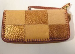 画像2: ストラップ付きラウンドファスナー長財布　パッチワーク　A　206