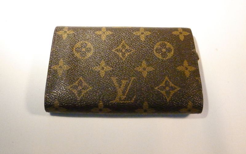 画像2: LOUIS VUITTON モノグラム 二つ折り財布　024